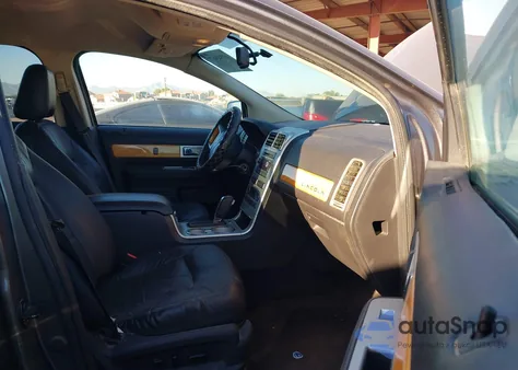 2010 Lincoln Mkx из США, поврежденный, VIN 2LMDJ6JC0ABJ16650